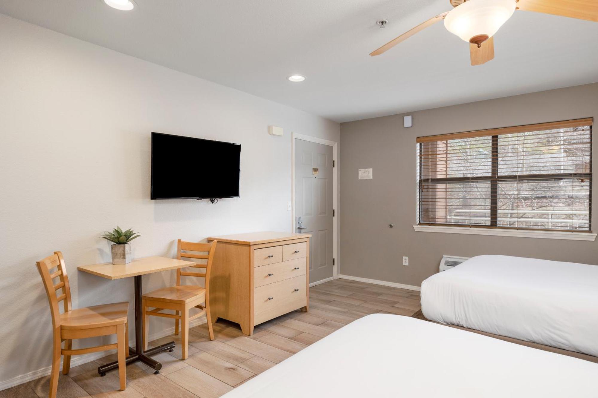 Still Waters Resort Indian Point Extérieur photo