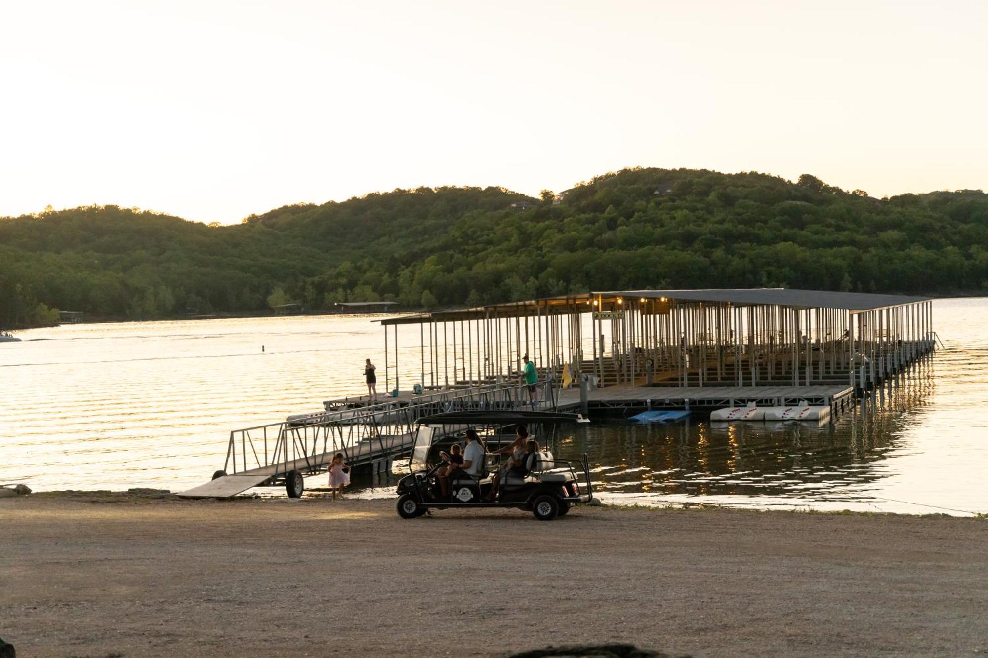 Still Waters Resort Indian Point Extérieur photo